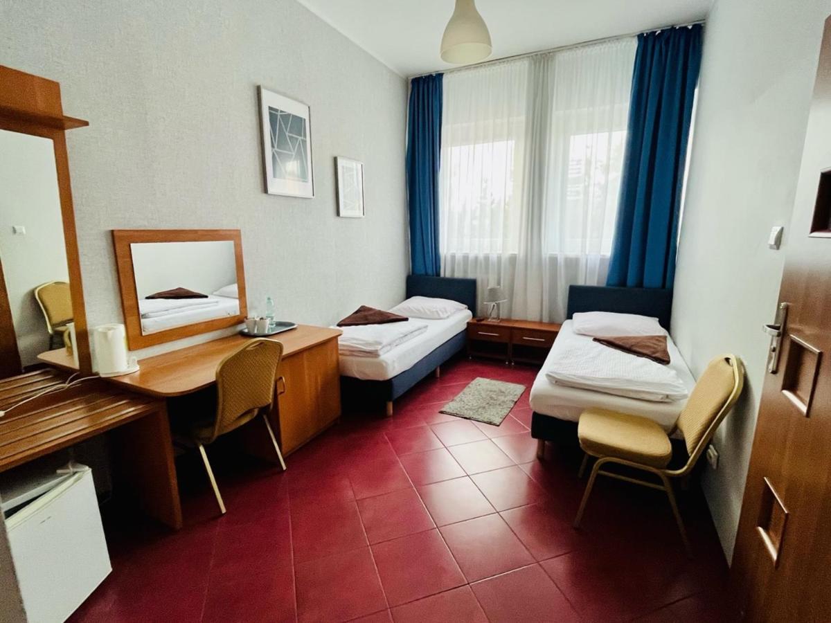 Hotel Elda ビィドゴシュチュ エクステリア 写真
