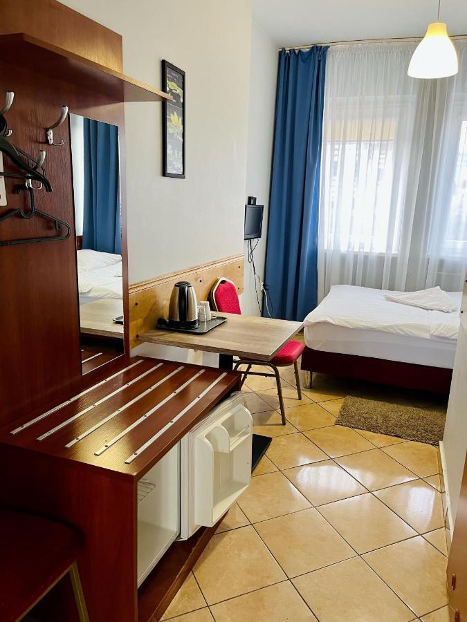 Hotel Elda ビィドゴシュチュ エクステリア 写真