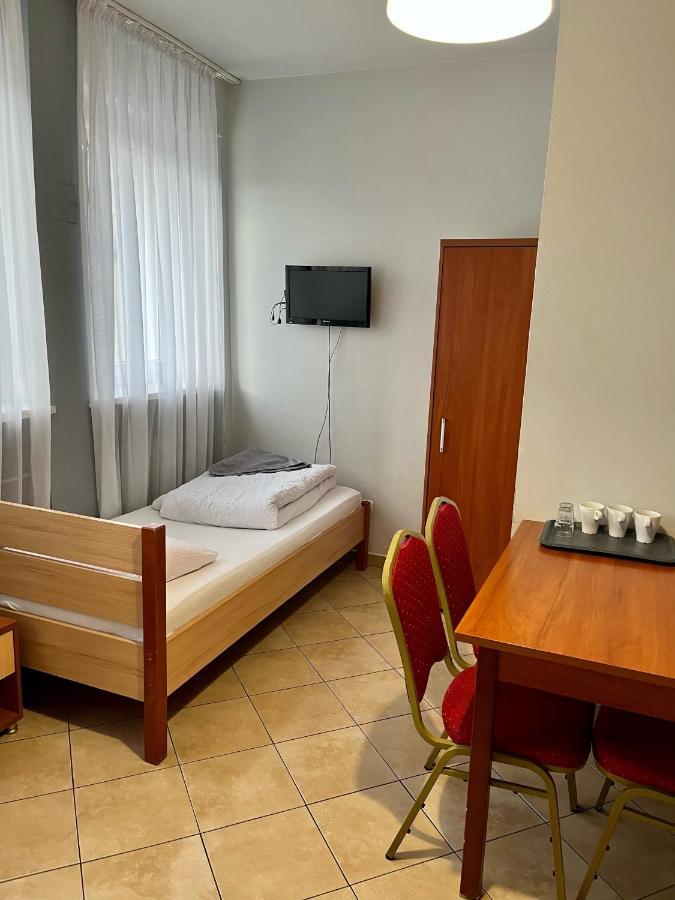 Hotel Elda ビィドゴシュチュ エクステリア 写真
